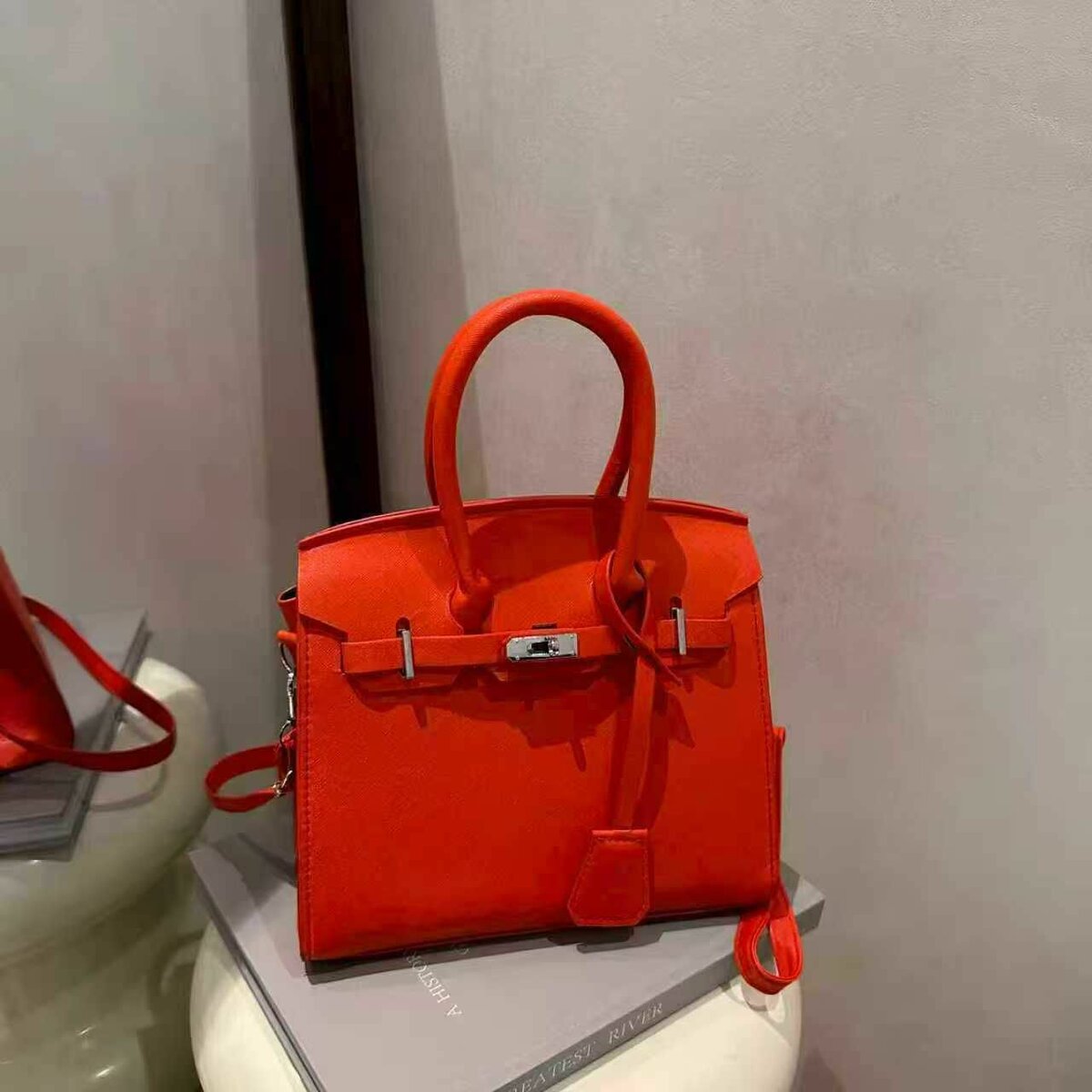 Sac à main élégant en cuir