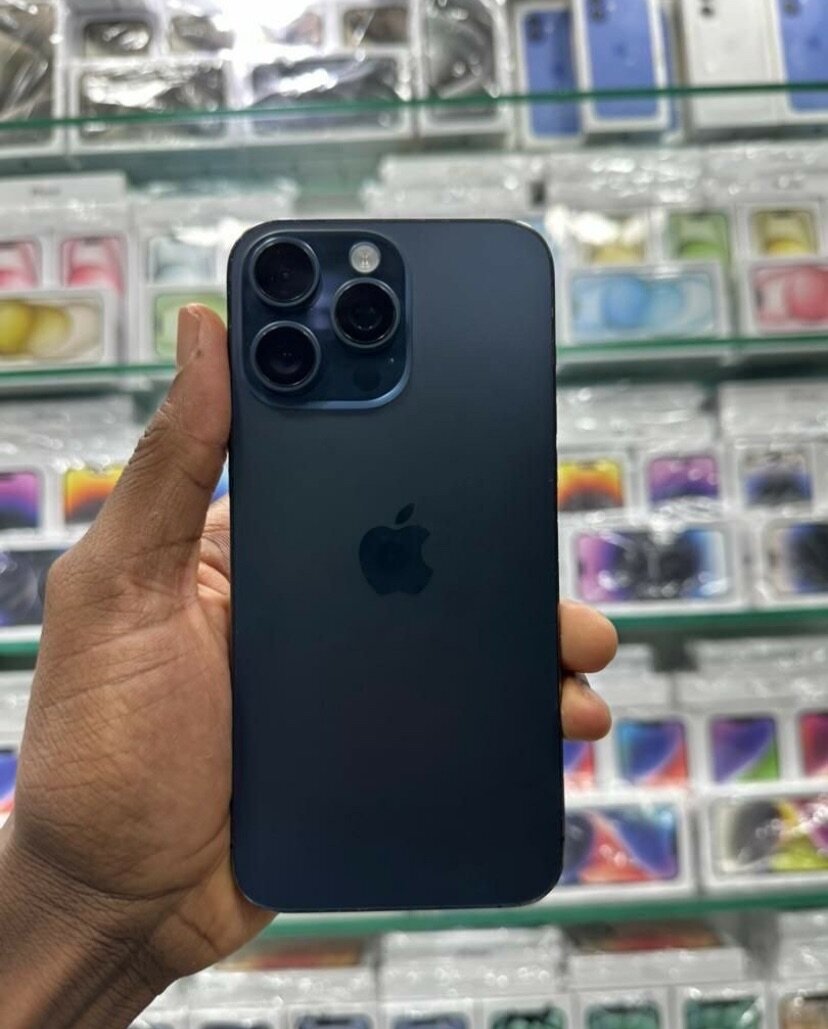 iPhone 15 Pro Max 256 GB