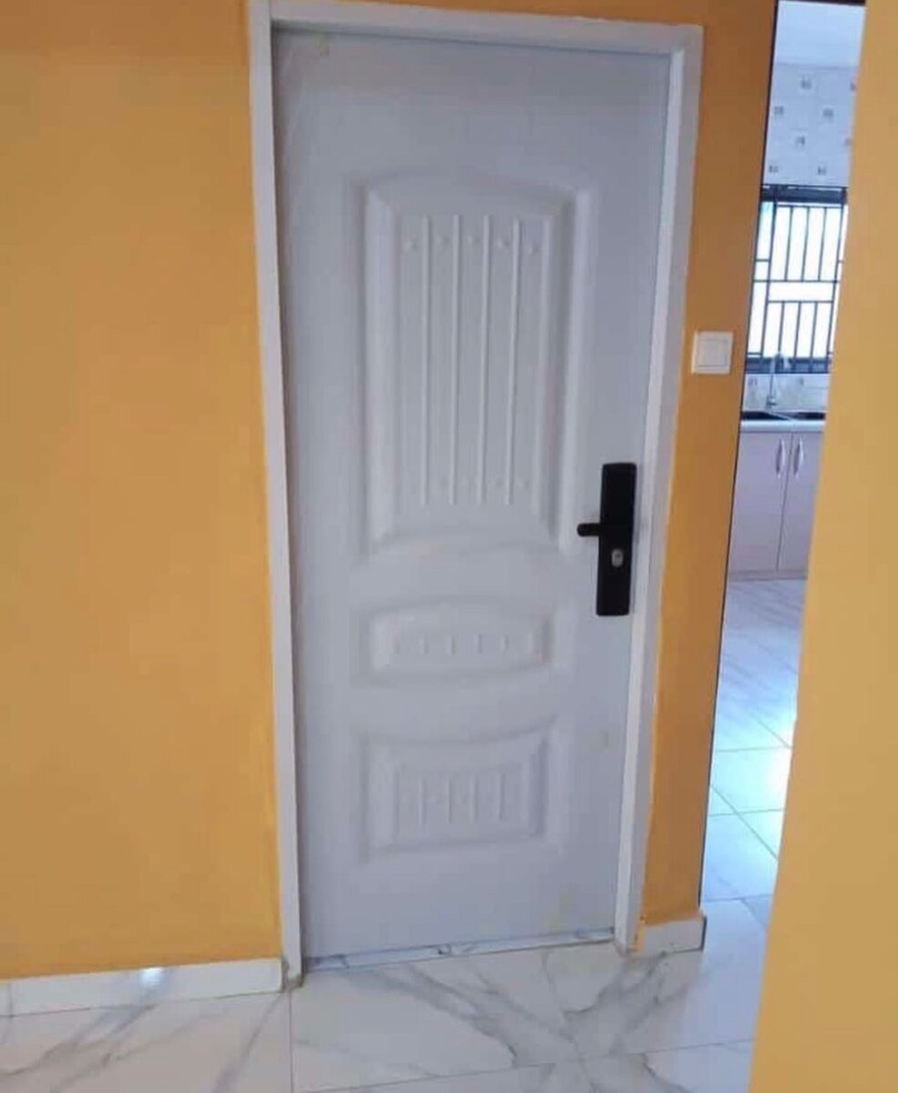 White inside/ bedroom doors