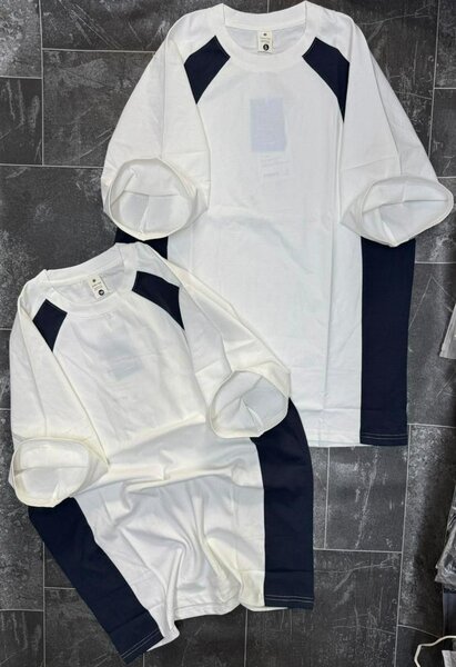 T-shirts blanc et noir unisexe