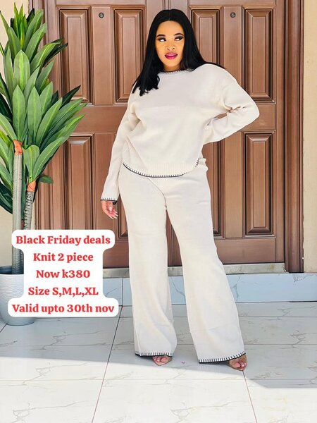 Set of beautiful women's clothing (top and bottom)