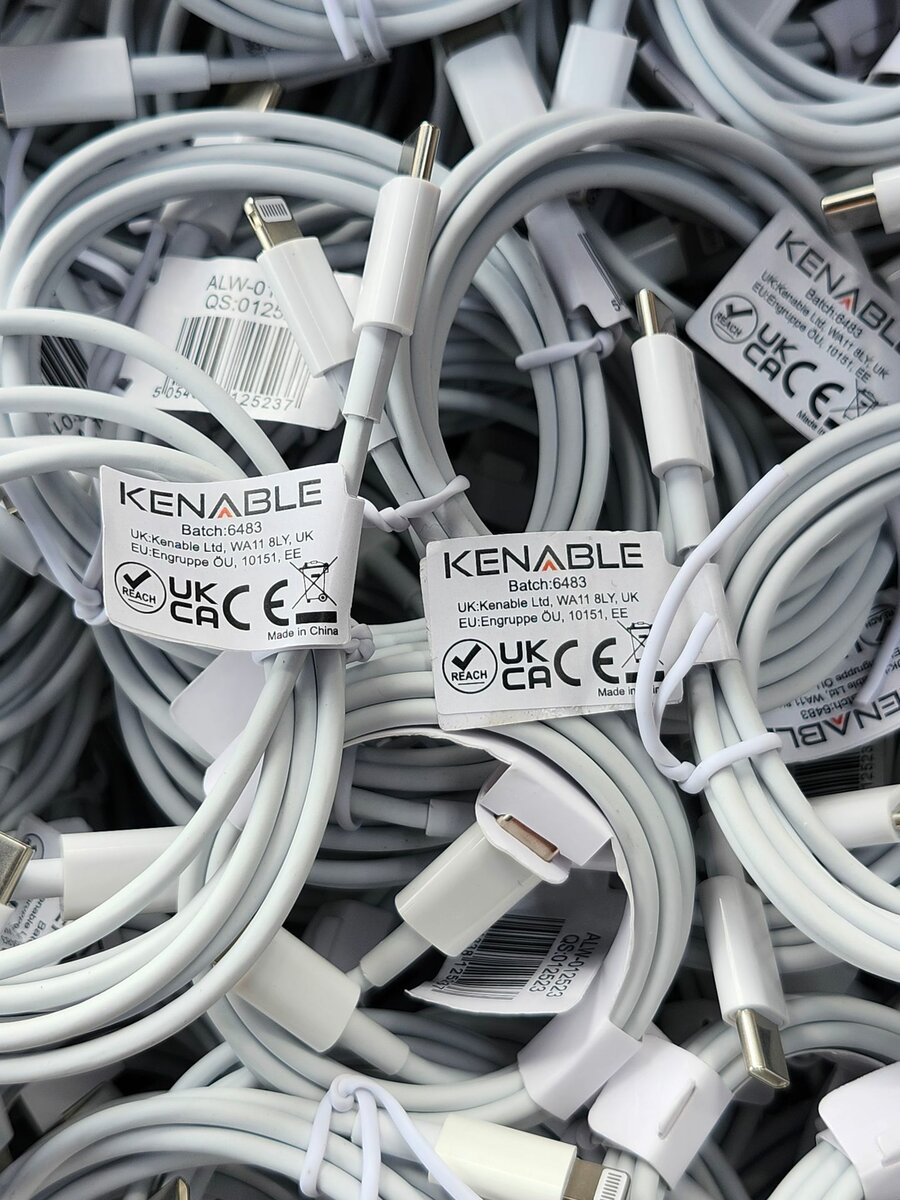 Original UK iphone chargers type C