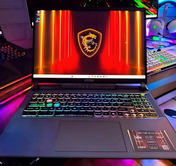 MSI VECTOR HX AI  ULTRA 9 2025