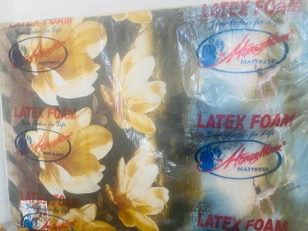 12 inches high density mattres