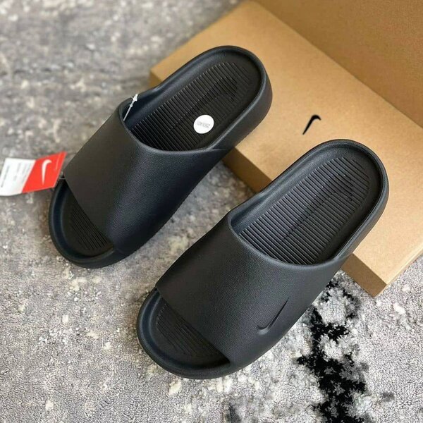 Nike calm Slides