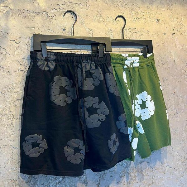 Shorts de sport à fleurs