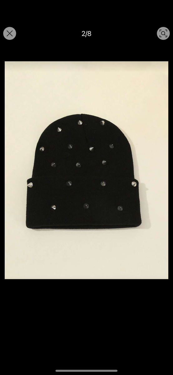 Bonnet clouté tendance