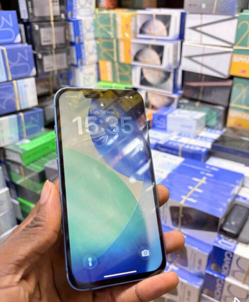 iPhone Bleu Débloqué