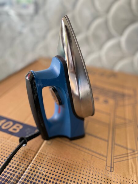 Fer à repasser électrique efficace