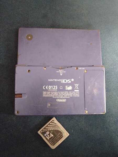 NINTENDO DSi
