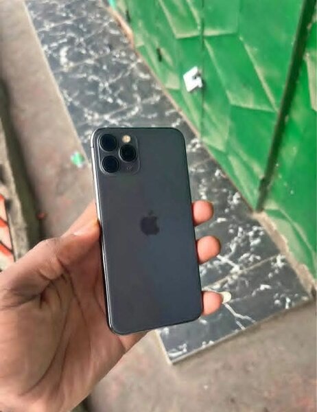 iPhone 11 Pro - Smartphone