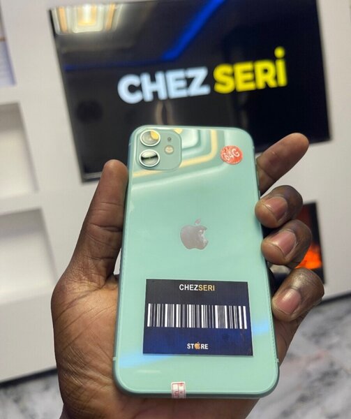 iPhone 12 Vert