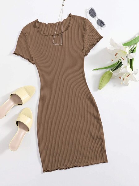 Robe moulante marron chic