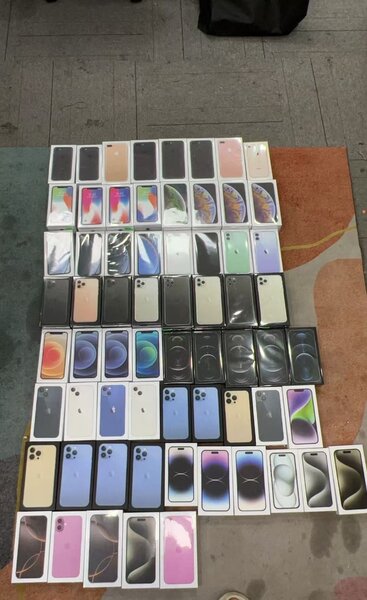 iPhone ,Huawei,xiaomi phone