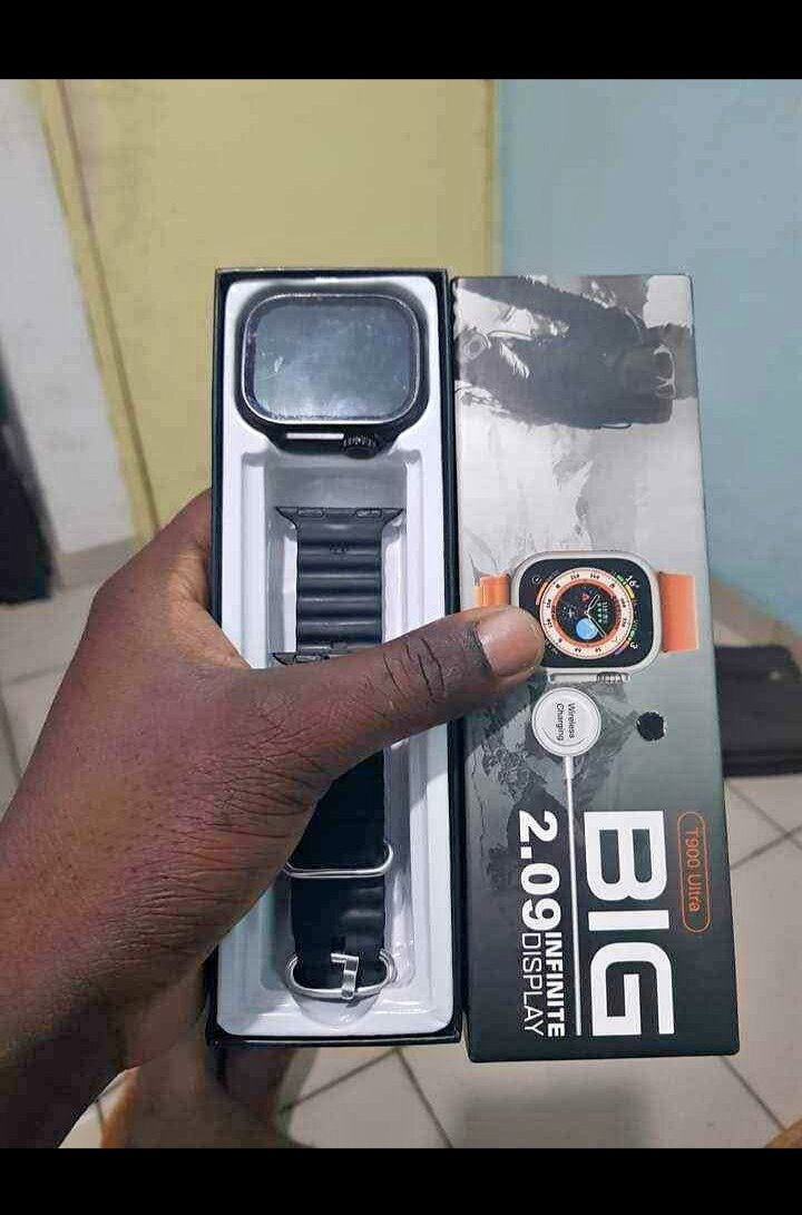 Montre connectée avec Appel et WhatsApp