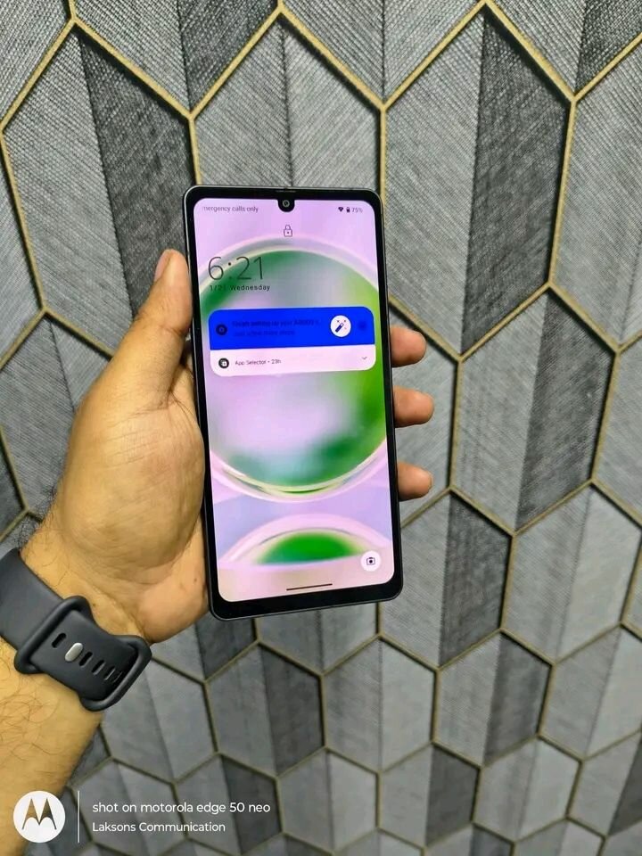 Téléphone mobile Sharp Aquos