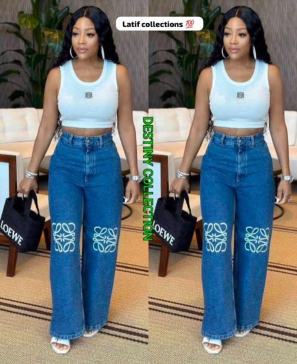 Chic ensemble disponible