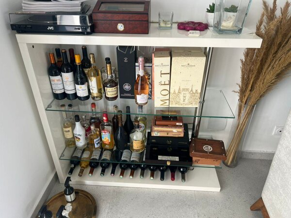 Mini-bar élégant moderne