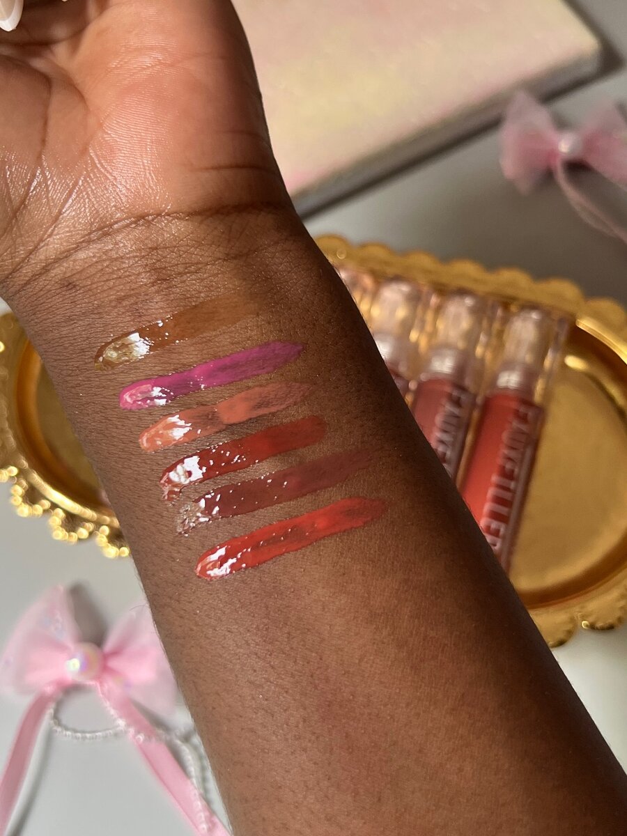 Gloss à lèvres brillant multicolore