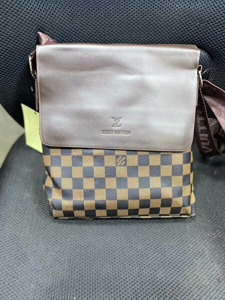 Sacoche en cuir élégante