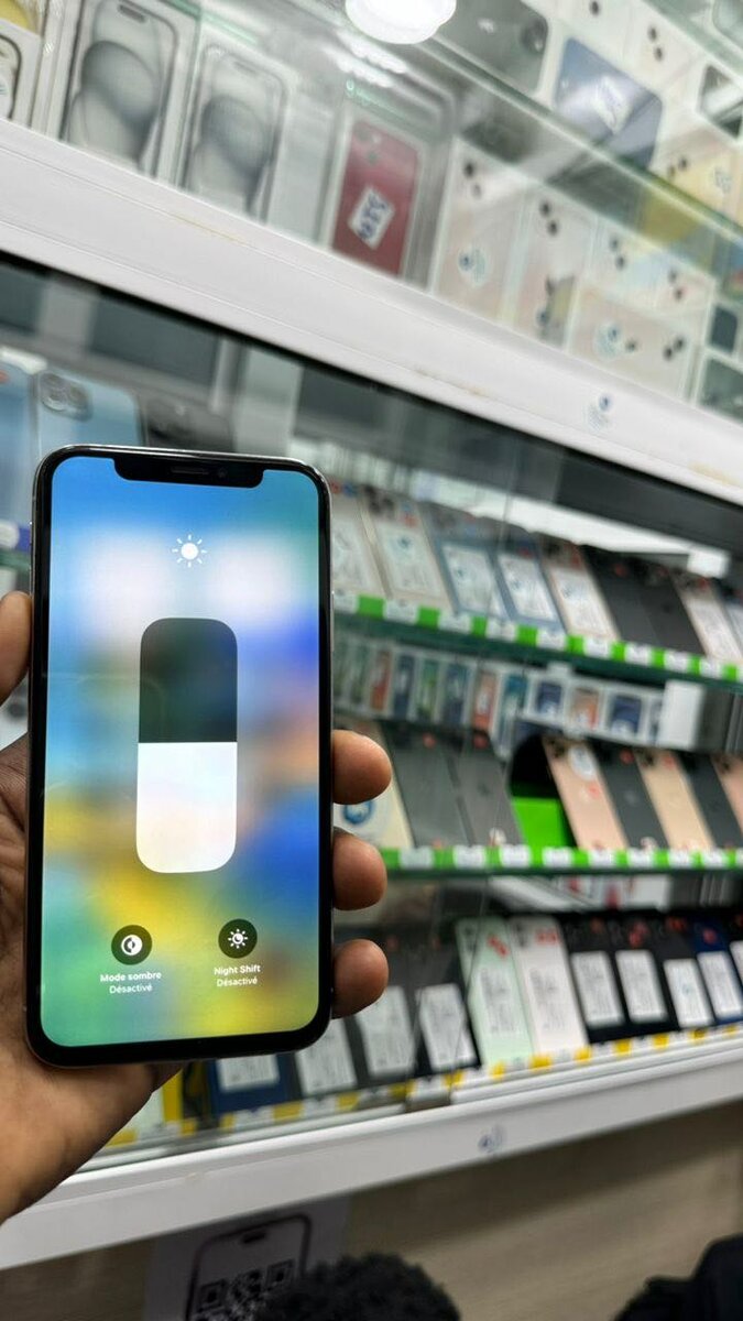 iPhone X 64G SANS ID