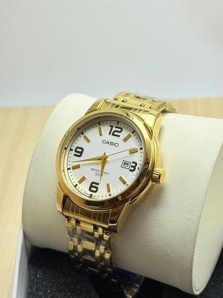 Montre Homme Casio Dorée