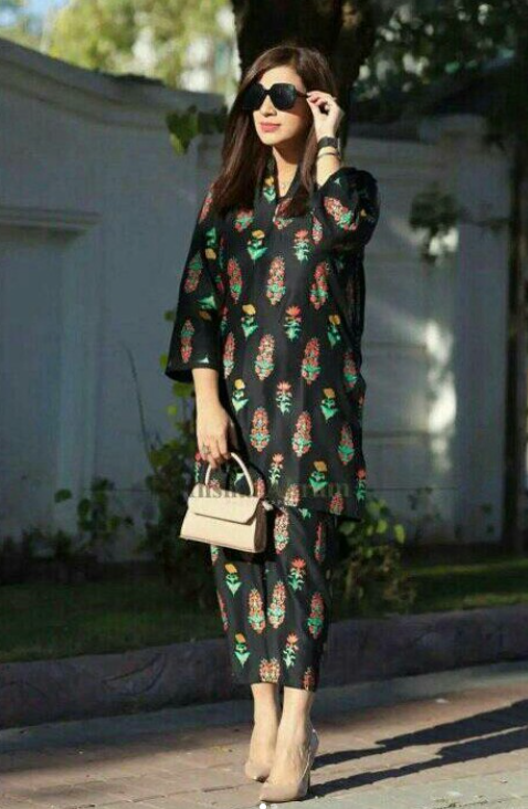 2 Pcs Women's Stitched Linen Block Printed Suit