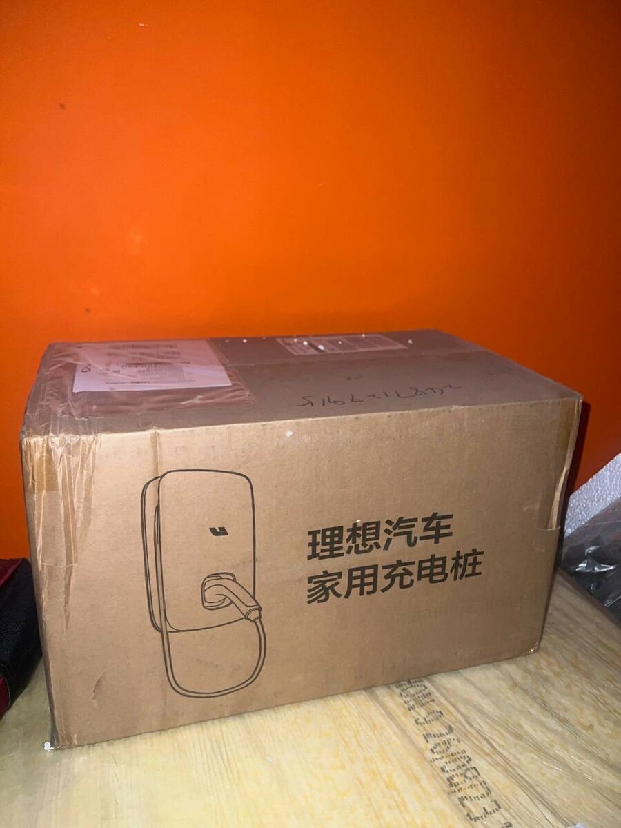 Оригинальная зарядка для Li 9 Ultra