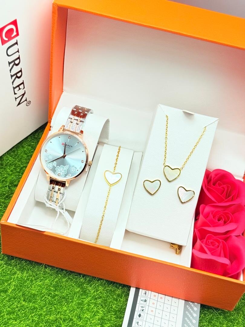 CURREN Montre Femme Luxe avec Bijoux