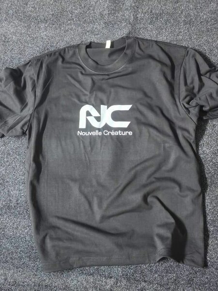 T-shirt noir Nouvelle Créature Jésus