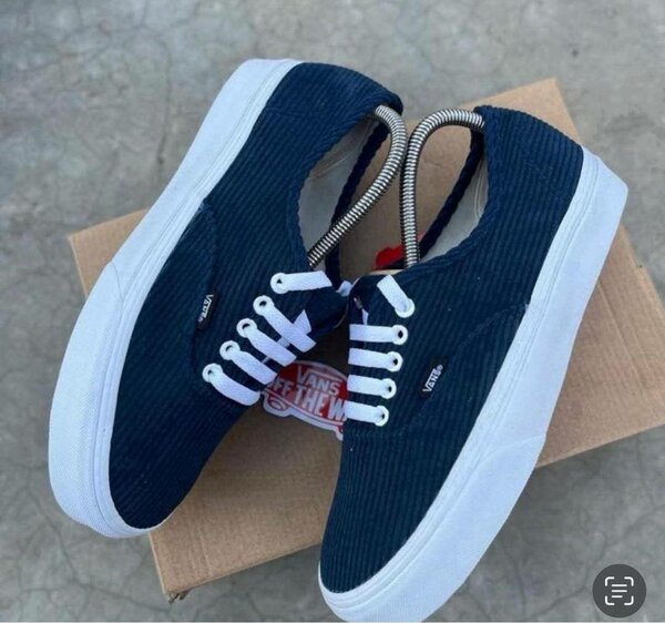 Baskets en velours Vans