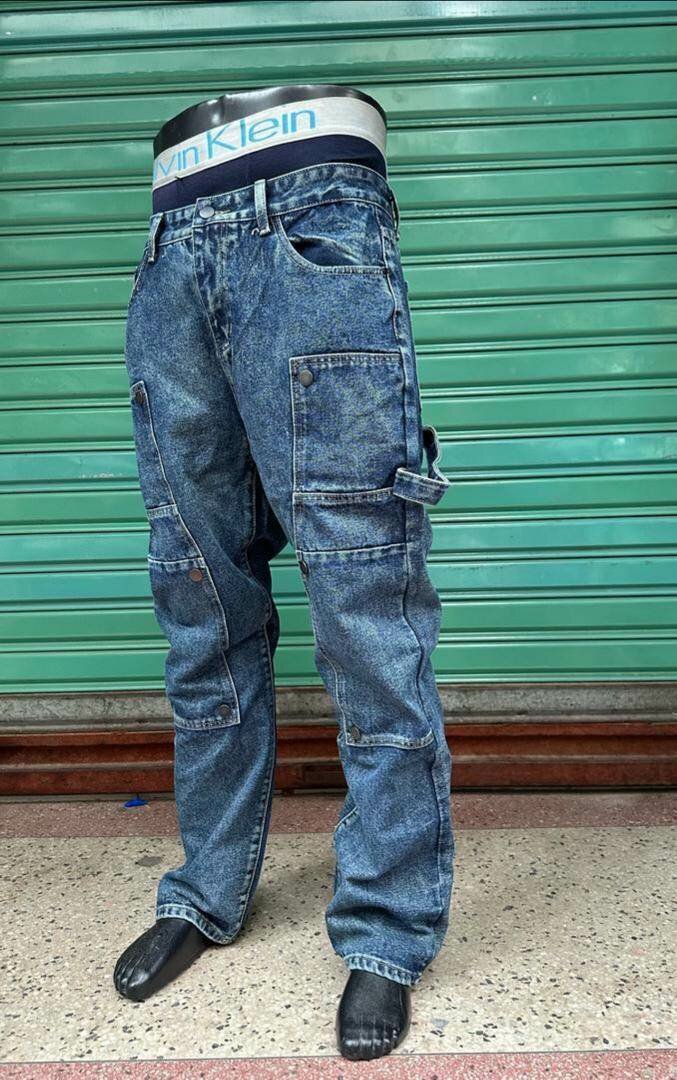 Baggy jeans