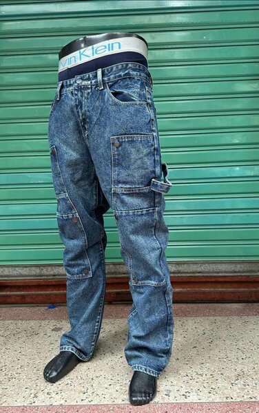 Baggy jeans