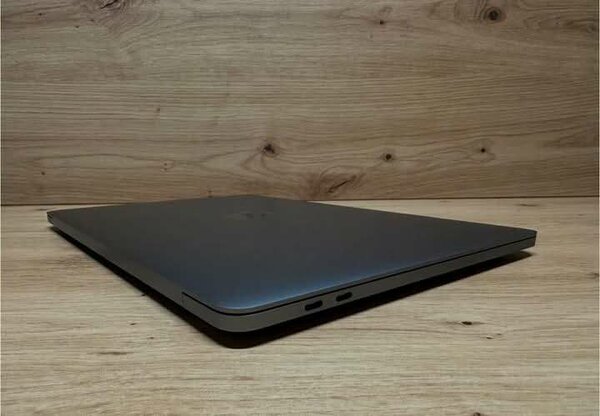 Apple MacBook Pro 13" Retina