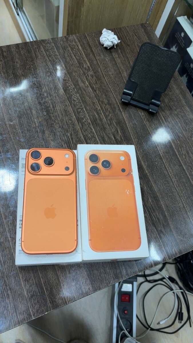 iPhone 17 pro 256 Gb avec cart