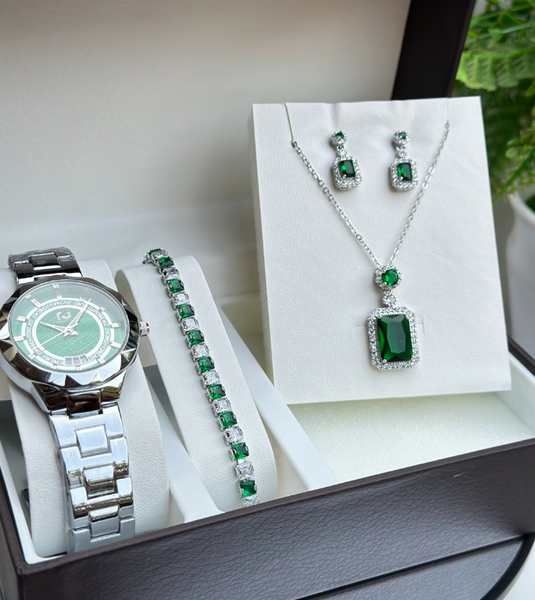 Gorgeous jewelry set