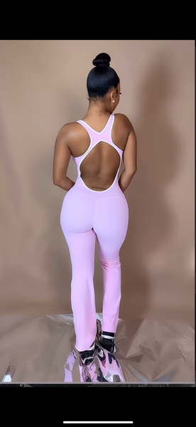 Combinaison rose élégante