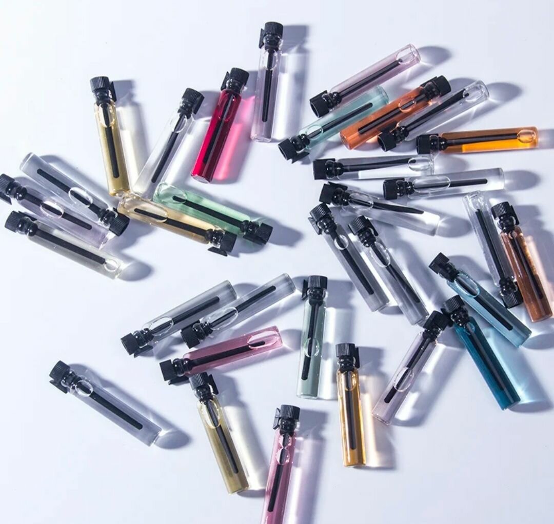 Echantillons de Parfum Assortis