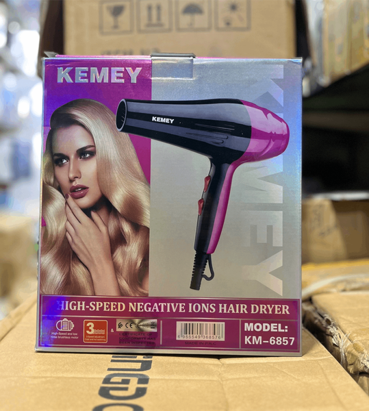 Sèche-cheveux KEMEY puissant et rapide
