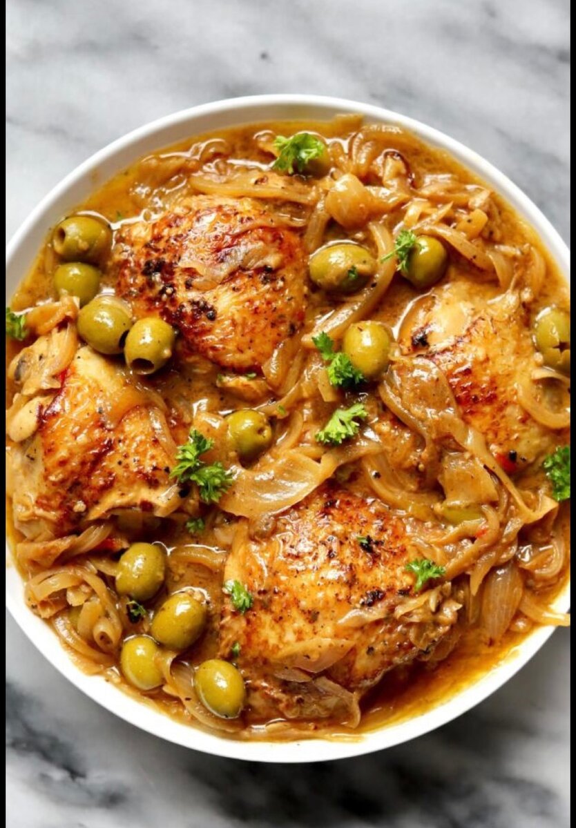 Poulet aux Olives avec Riz Safrané