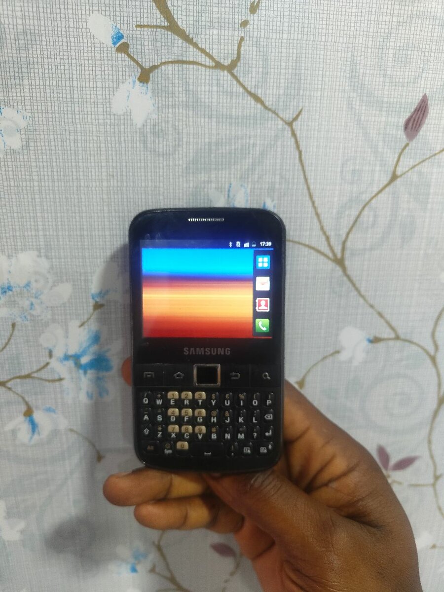 Téléphone SAMSUNG RETRO