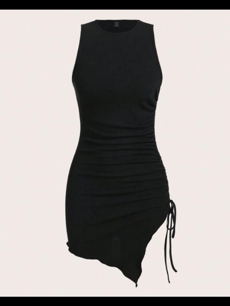 Robe noire asymétrique femme