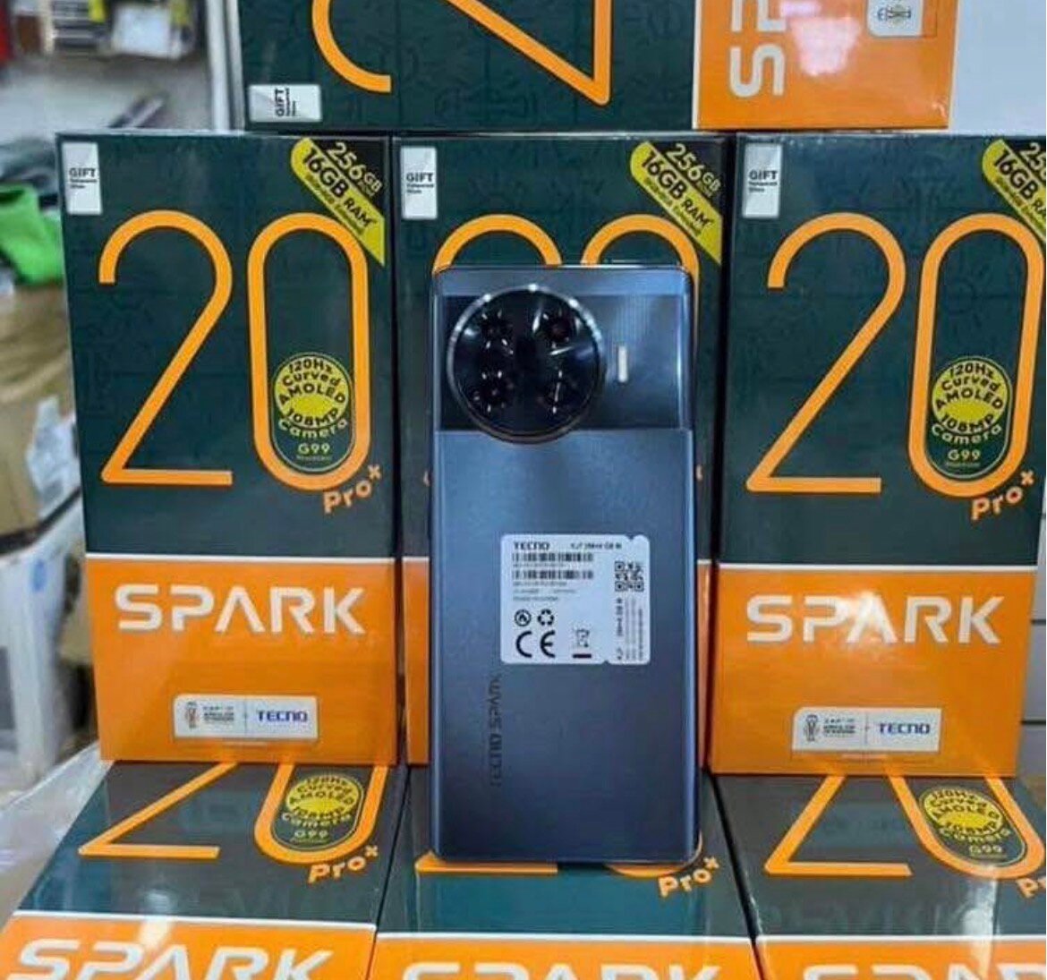 Smartphone Tecno Spark 20 Pro+