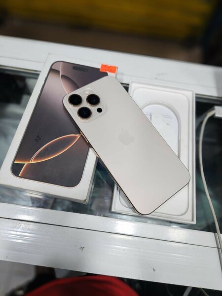 iPhone 16 pro max 256gb