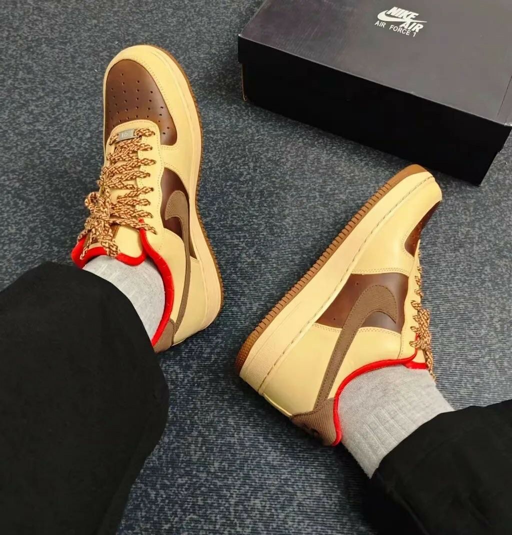 NIKE AIRFORCE CLASSIC