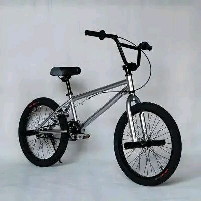 Vélo BMX argenté pour adultes et enfants