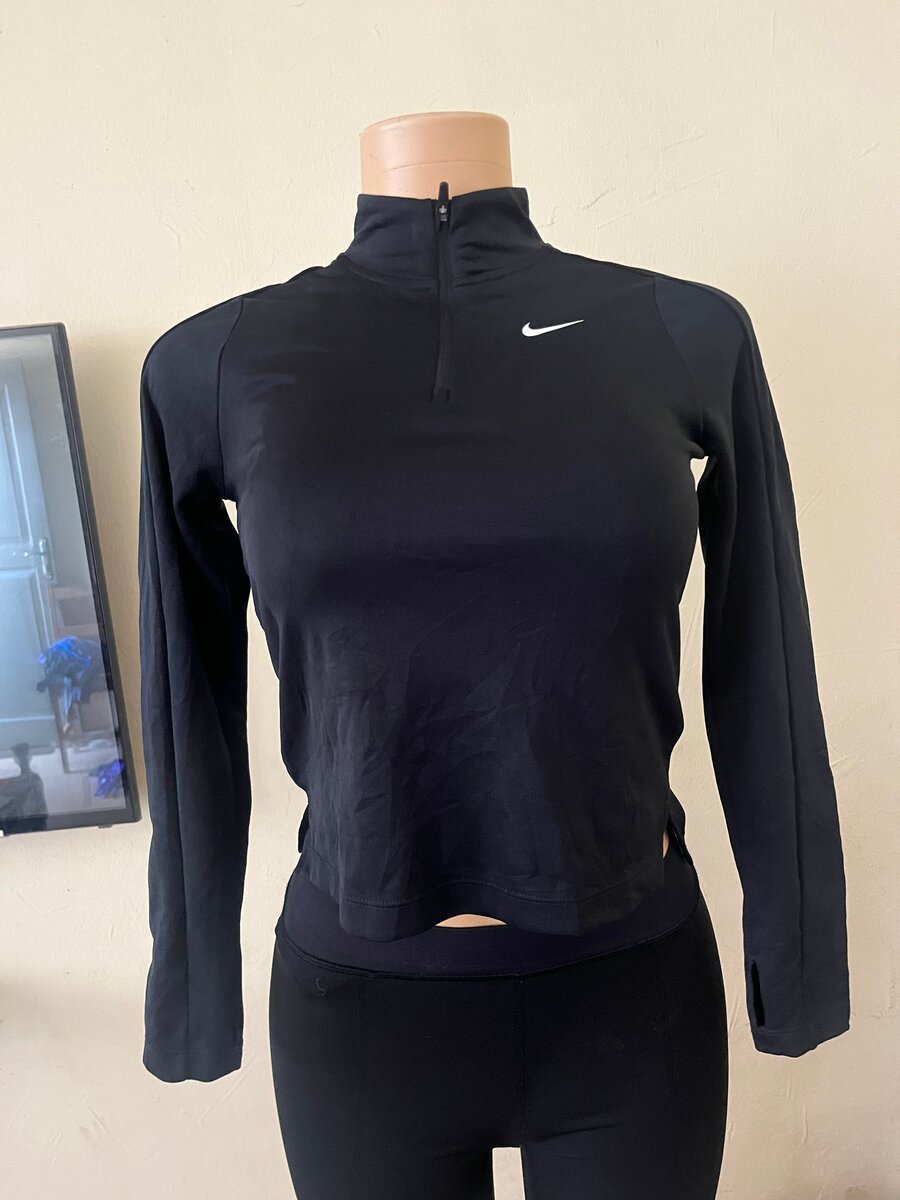 Nike Sweat à Capuche Noir Femme