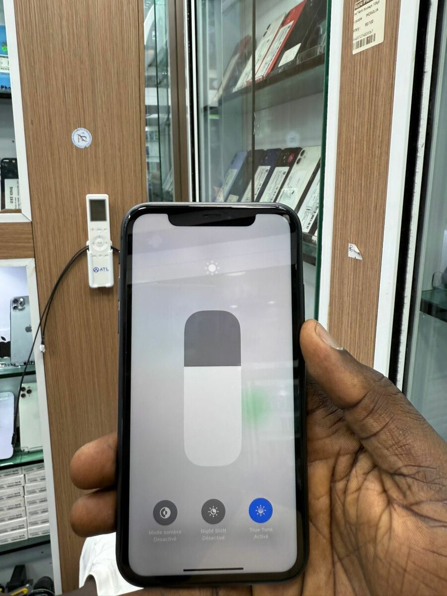 iPhone 11 64GB Noir Débloqué