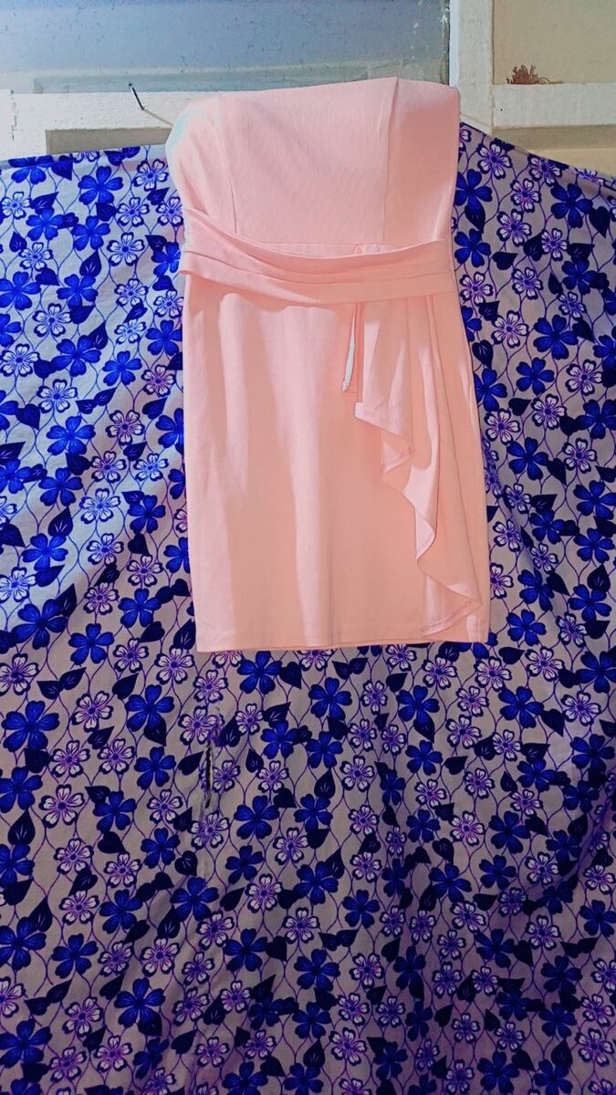 Robe bustier rose élégante