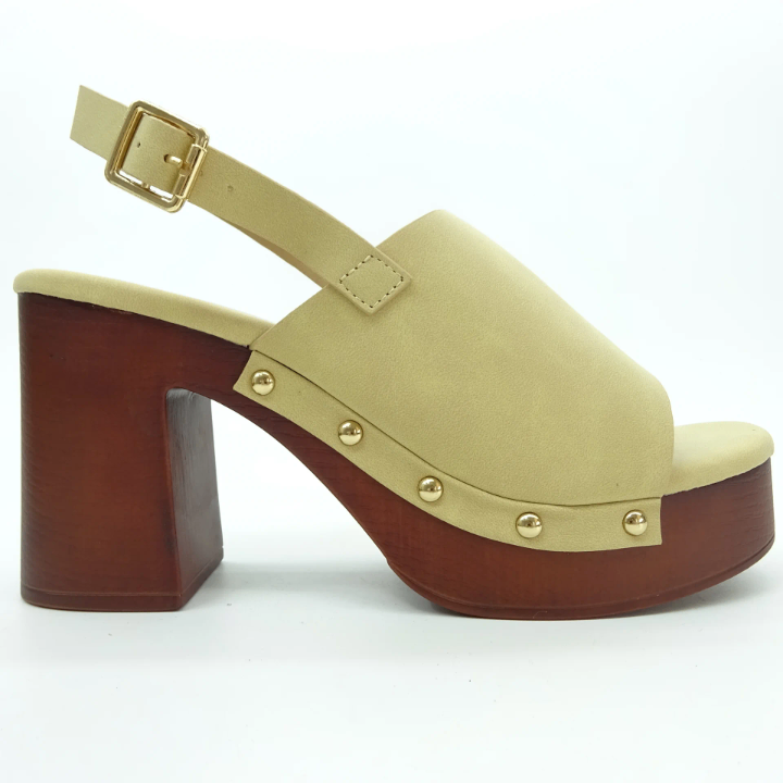 Sandalettes à talons en bois ivoire